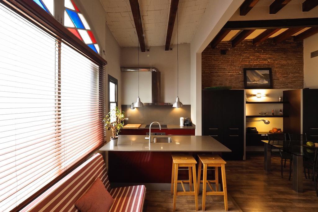 Gracia Terrace Design Apartment บาร์เซโลนา ภายนอก รูปภาพ