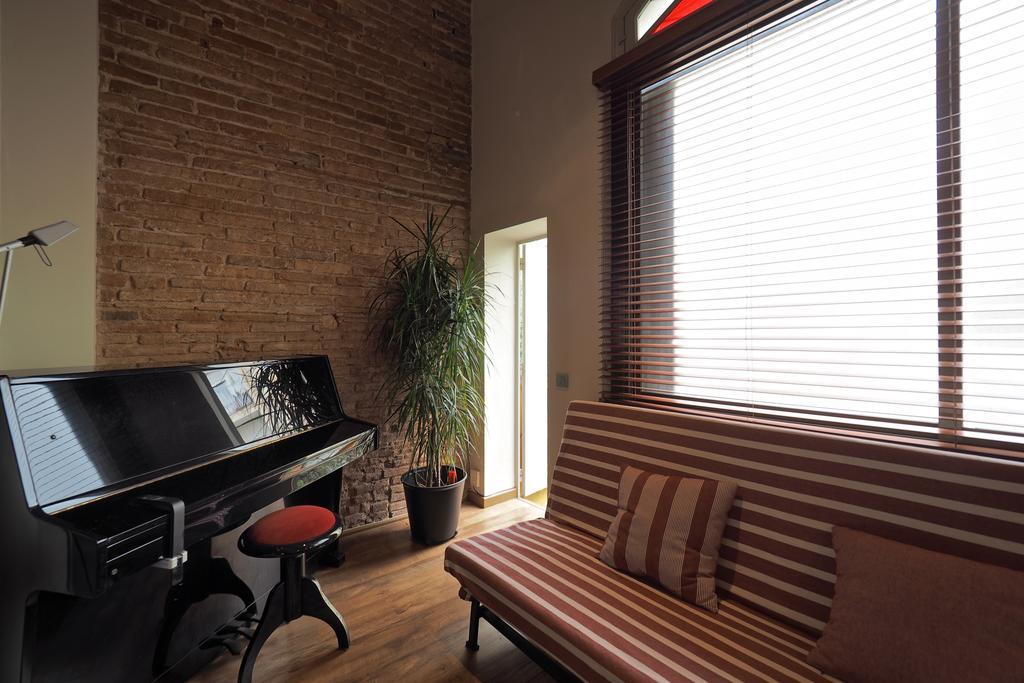 Gracia Terrace Design Apartment บาร์เซโลนา ภายนอก รูปภาพ