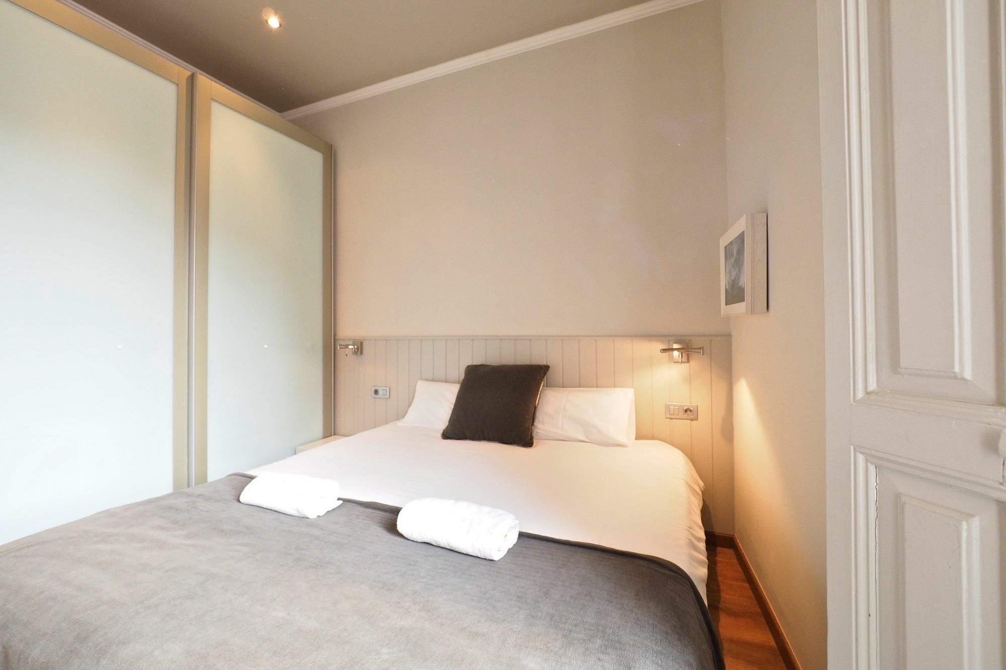 Gracia Terrace Design Apartment บาร์เซโลนา ภายนอก รูปภาพ